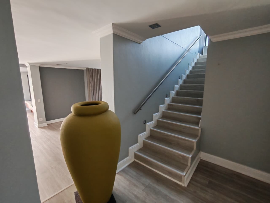 4 Bedroom Property for Sale in Oubaai Western Cape